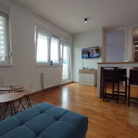 Apartment Astra